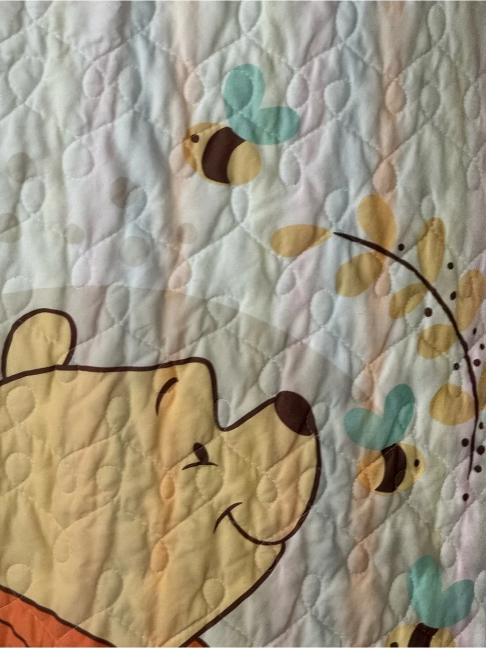 Winnie the Pooh honey pot and bees quilted blanket comforter 52” X 62”